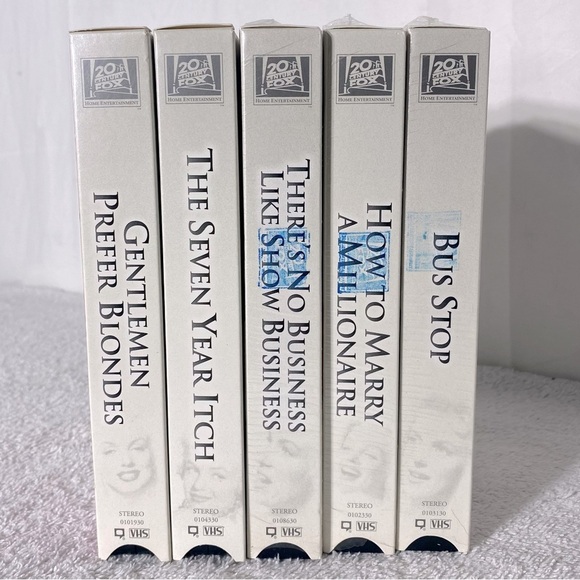 Vintage Marilyn Monroe Classic Movie Collection VHS - Picture 16 of 16